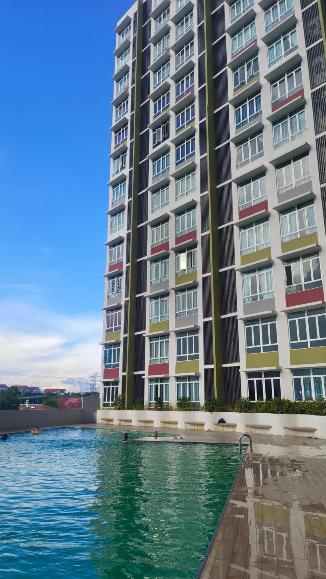 Homestay Husfa Modern Oasis Mahkota Valley